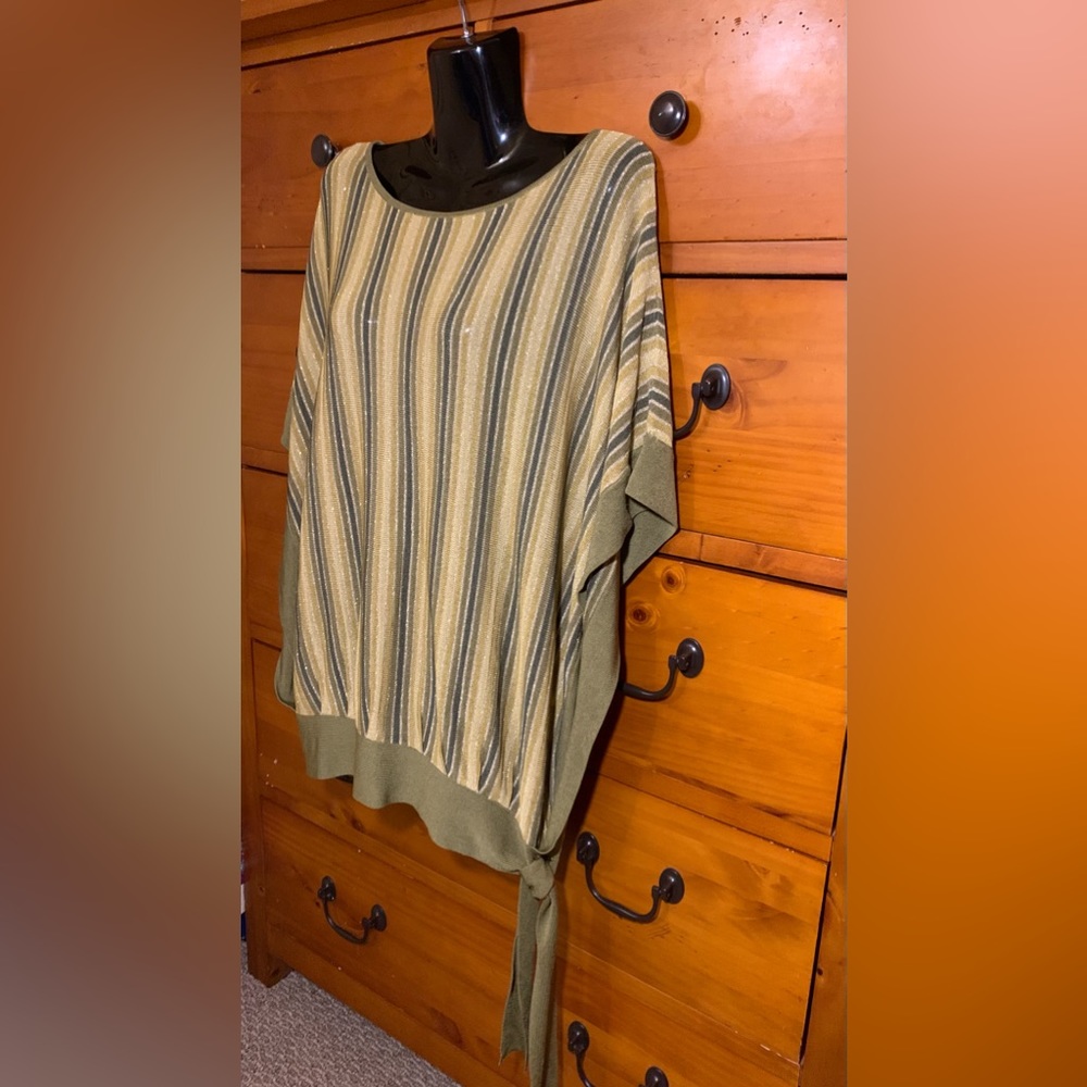 Anne Klein sweater - small, green/gold